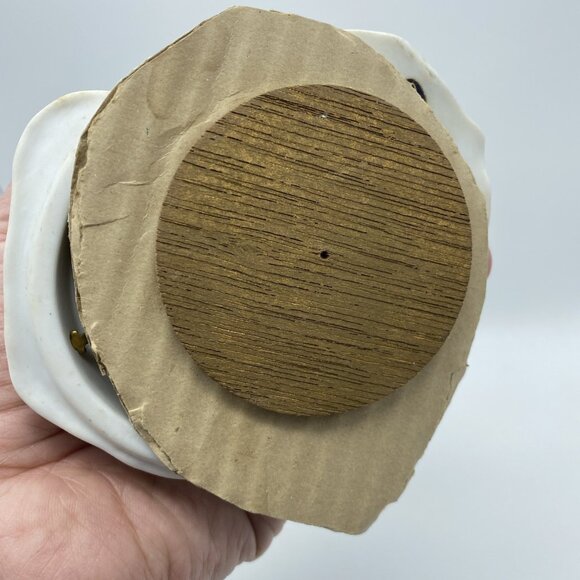 Vintage Pair Of SCHMID BROTHERS Music Box Angels Harp & Horn 7” - Picture 7 of 14